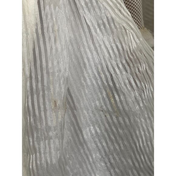 Beautiful Collectible Bride‎ Porcelain Doll On Stand - 22 inches - Picture 7 of 8